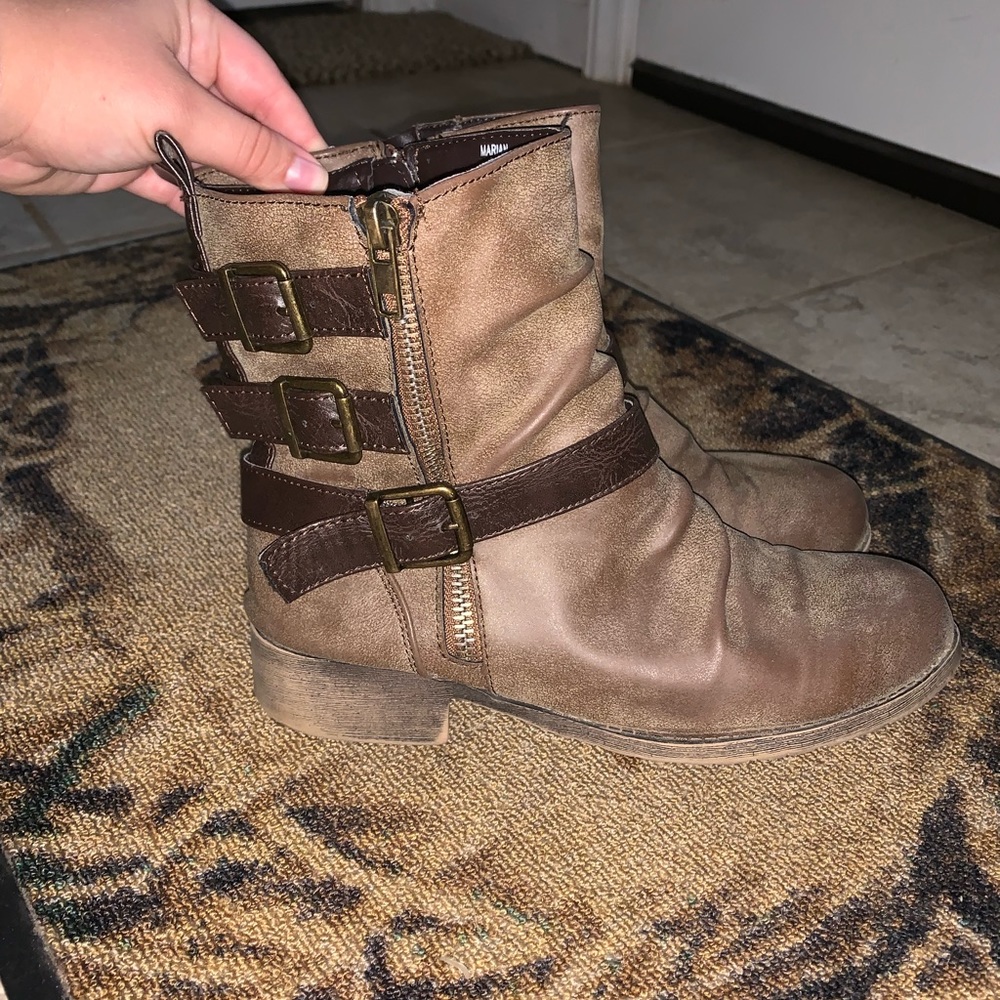 Women’s Booties